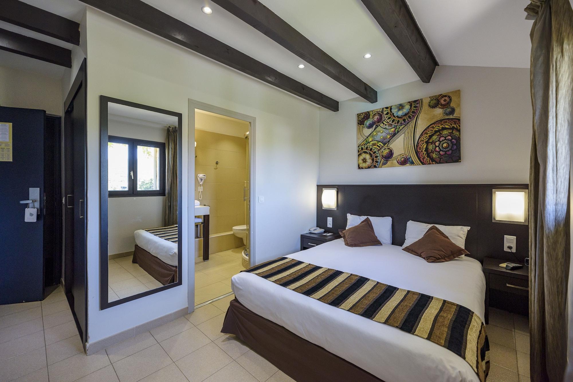 U Ricordu & Hotel Macinaggio (Corsica)